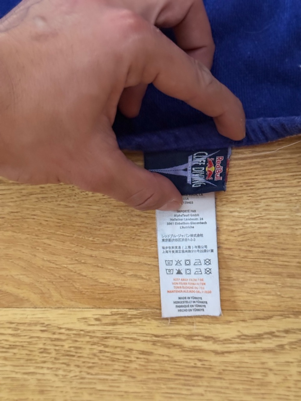 Red Bull Blue Towel - Picture 5 of 5